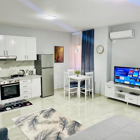 Albis Apartment 2 Tiranë Luaran gambar